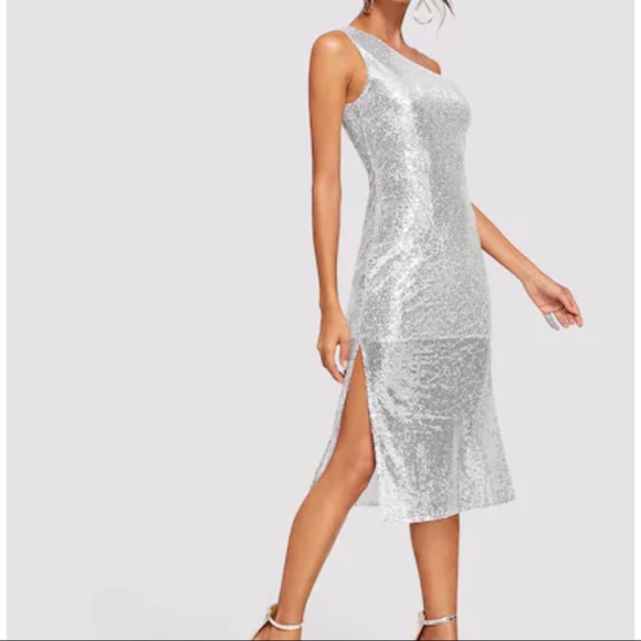 amourOC Dresses & Skirts - One shoulder Sequin Dress Silver